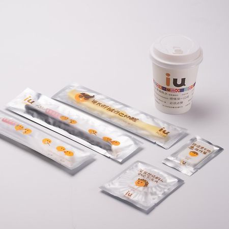 Iu酒店·湛江海滨大道鑫海名城店 外观 照片
